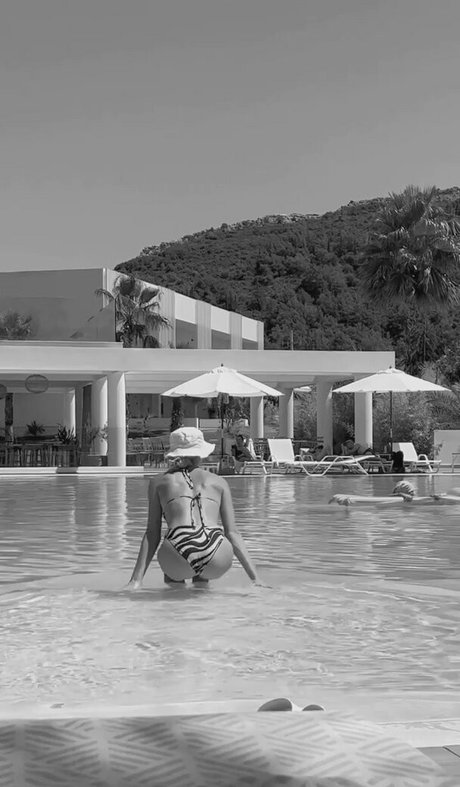 Katrin Palme topless onlyfans