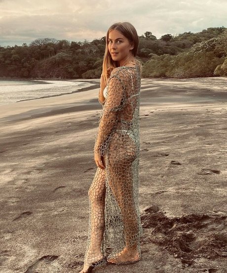 Julianne Hough onlyfans model