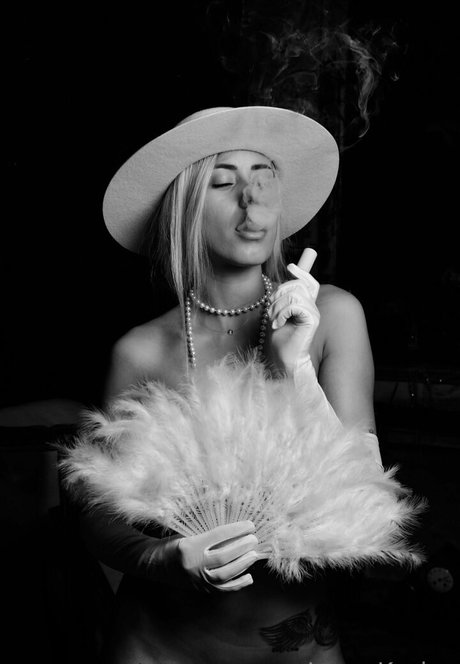 laurakozlovvfree onlyfans leaked nude