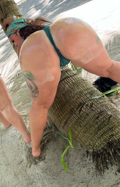 raventhick 1 nude onlyfans