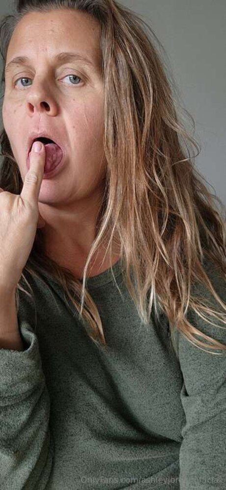 ashleyjordanofficial onlyfans porn