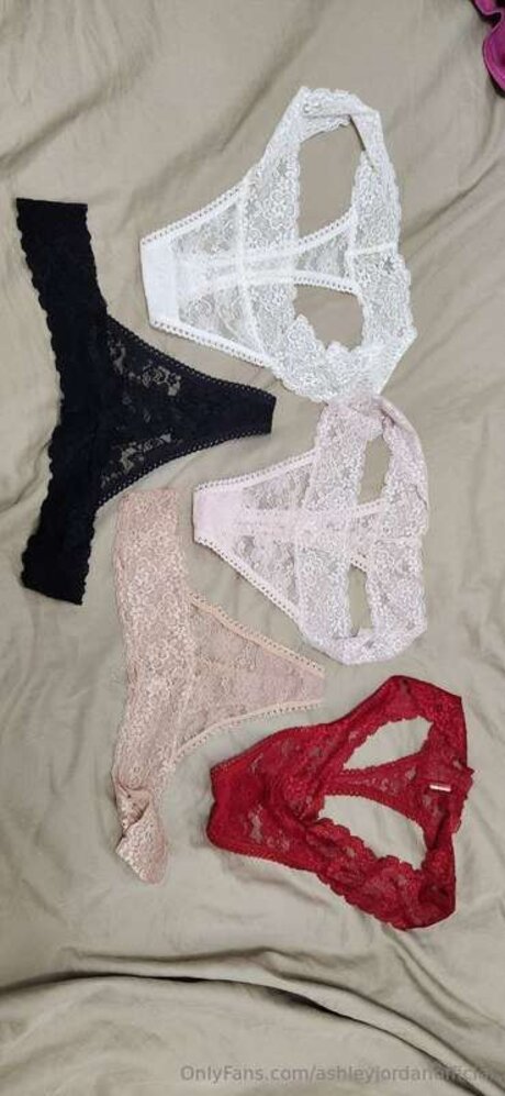 ashleyjordanofficial porn onlyfans leaks