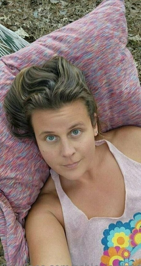 ashleyjordanofficial nude onlyfans leaks