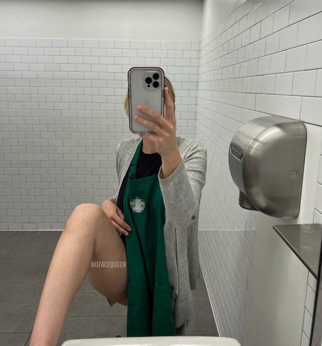 TheNoFaceQueen onlyfans leakd