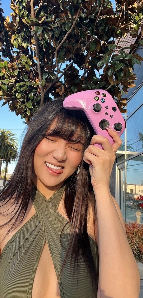 AriaSaki naked onlyfans