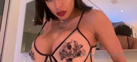 Luna Starr onlyfans strip tease