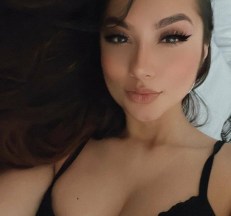 Theegoldenrose onlyfans lean