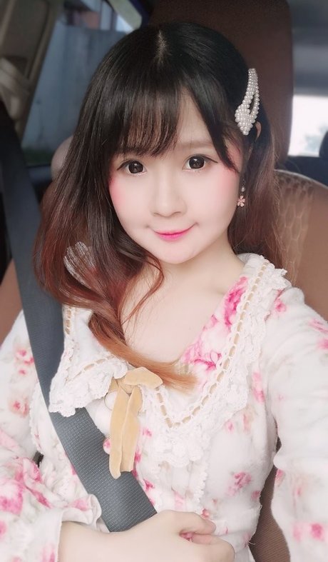 Clarissa Punipun Profile pic