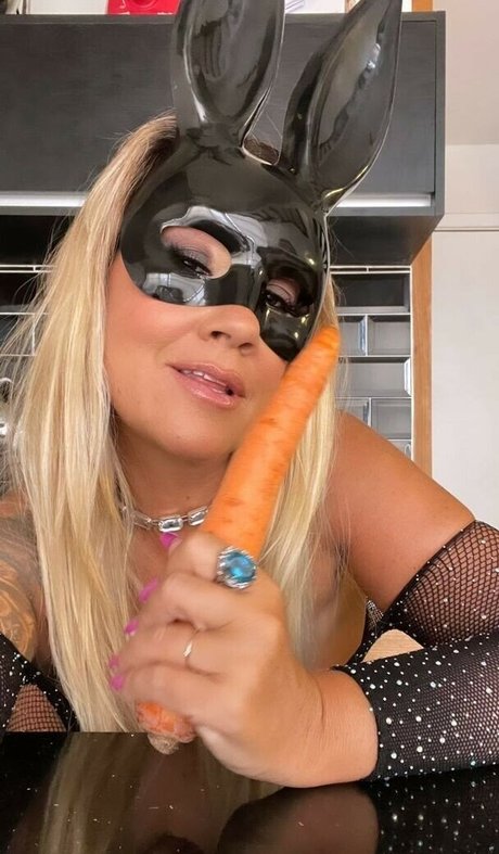 Vivi Fernandez onlyfans leakd