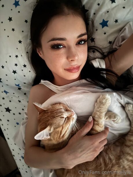Mollylo onlyfans hot