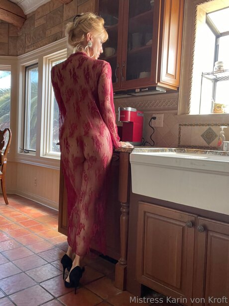 Mistresskarin onlyfans porn leak