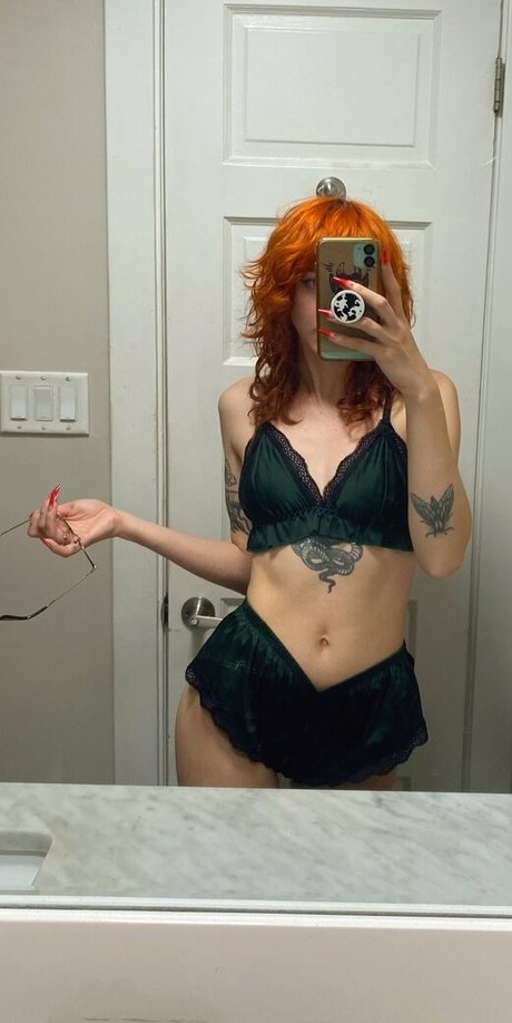 Pleasequietdown onlyfans naked leaks