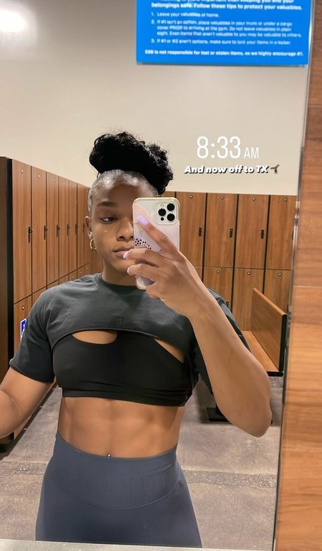 aaaaayevuh Profile pic