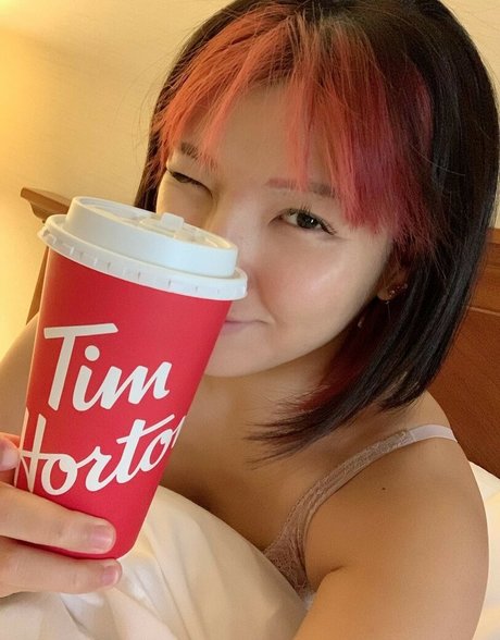 Hikaru Shida onlyfans leaked.