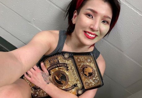 Hikaru Shida onlyfans leak