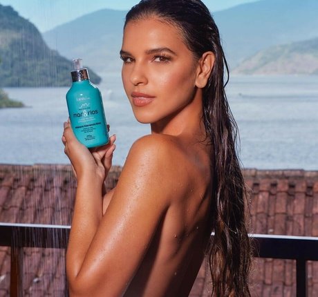 Mariana Rios nude porn onlyfans