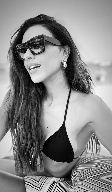 Mariana Rios Profile pic