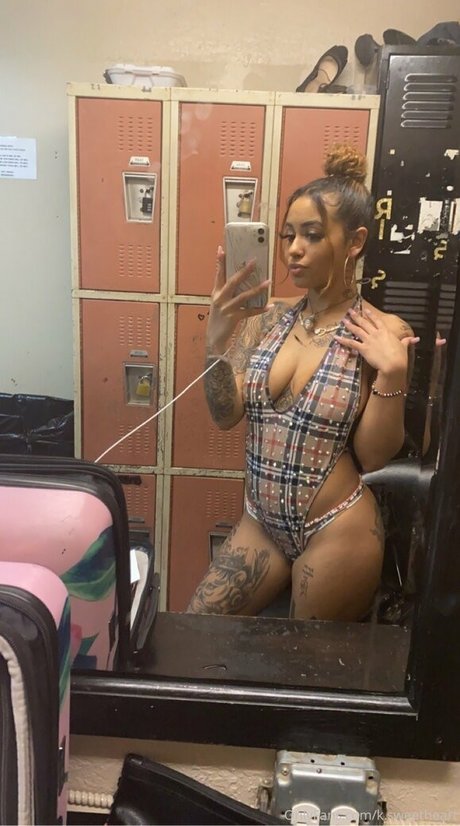 babiekmoney only fans nude leaks