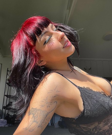 vana nz onlyfans pics