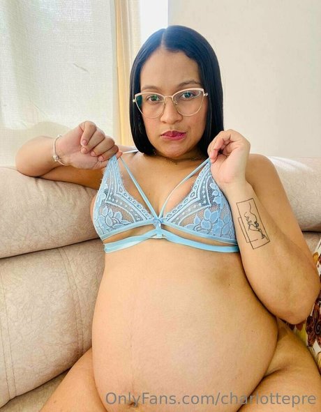 charlottepre onlyfans leak ass