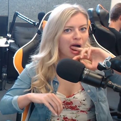 Elyse Willems onlyfans desnuda