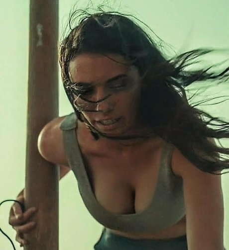 Grace Caroline Currey nude on onlyfans