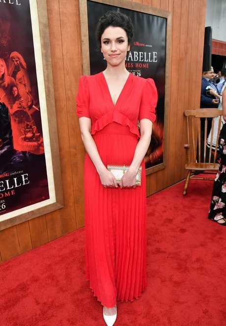 Grace Caroline Currey onlyfans leak ass