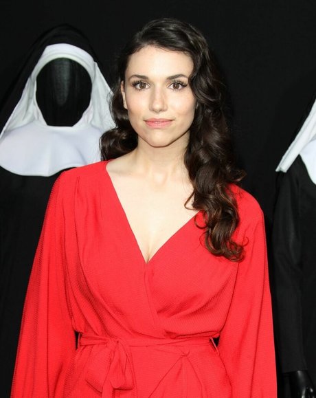 Grace Caroline Currey onlyfans gratis