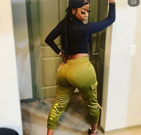 Itzangeltou only fans nudes