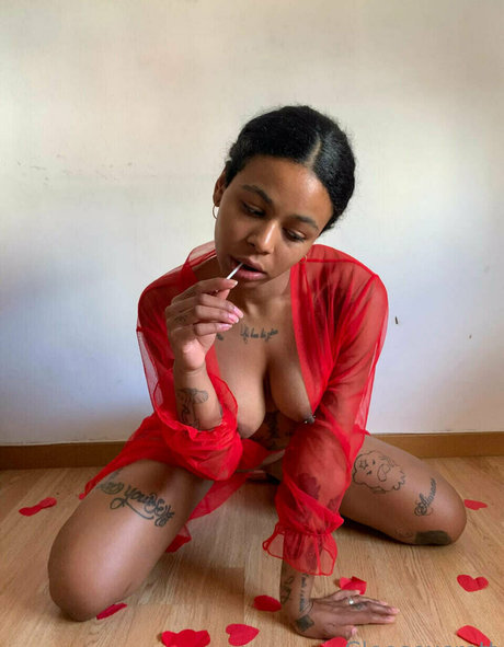 yourcleopathra onlyfans leaked free