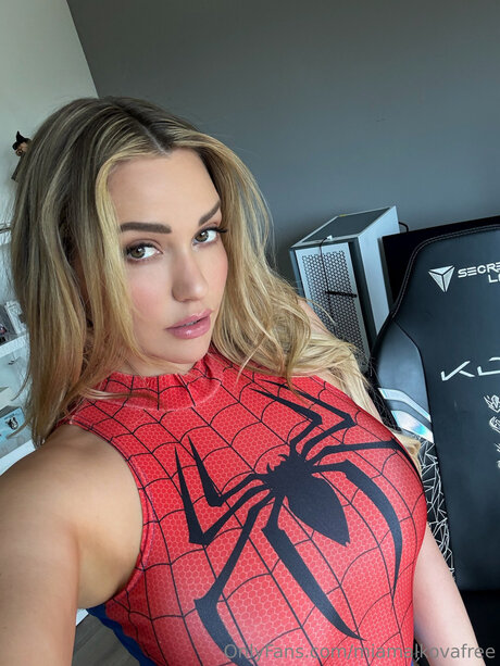 miamalkovafree onlyfans sexy