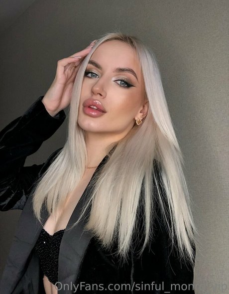 sinful monro vip naked onlyfans