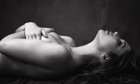 Sammi Hanratty Profile pic