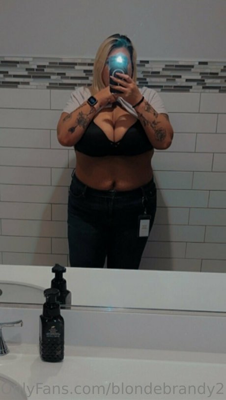 blondebrandy269 onlyfans leaked photos
