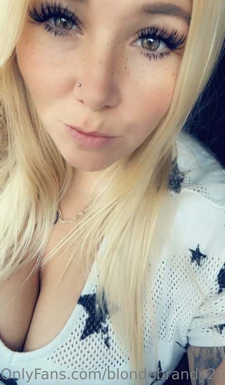 blondebrandy269 feet onlyfans