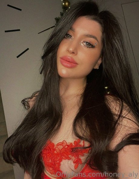 honney aly onlyfans porn nude