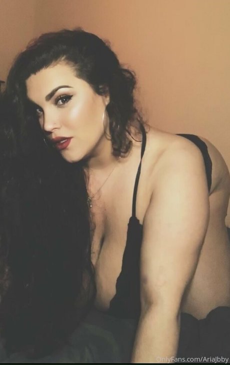 ariajane onlyfans leakd