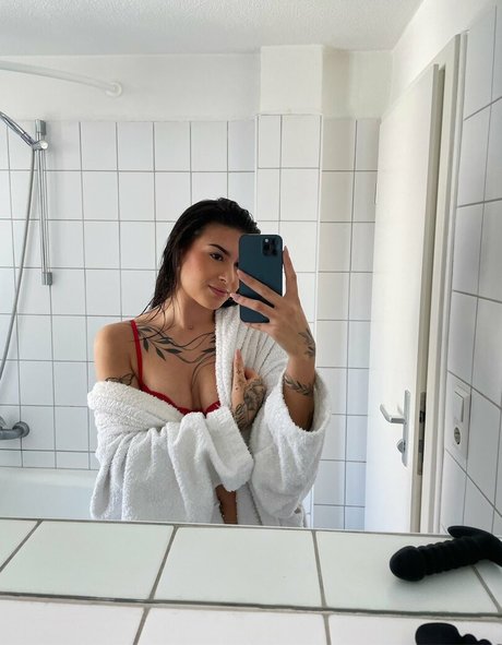 inkedaurelia nudes only fans