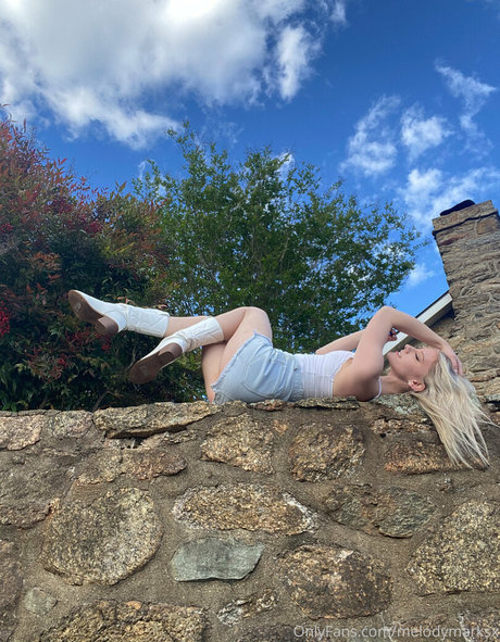 melodymarksx onlyfans.