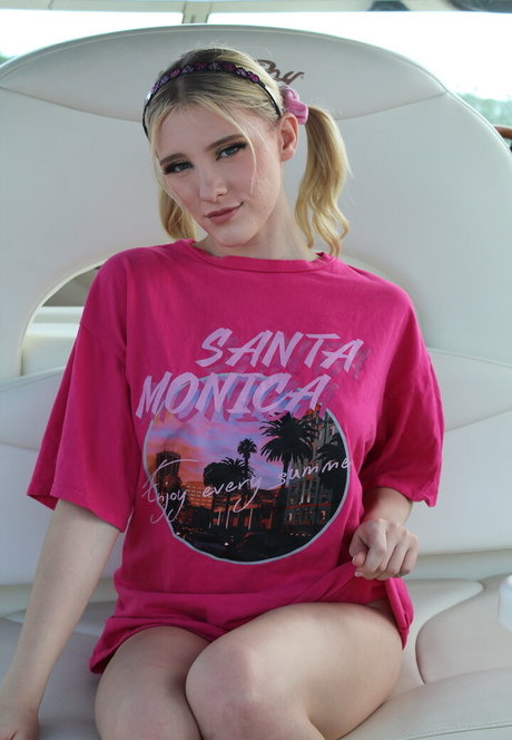 melodymarksx onlyfans photos