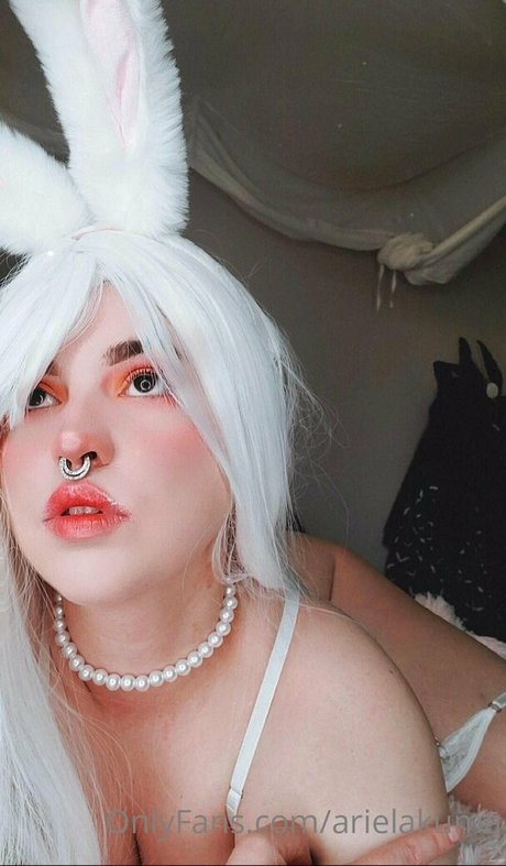arielakuma onlyfans photos