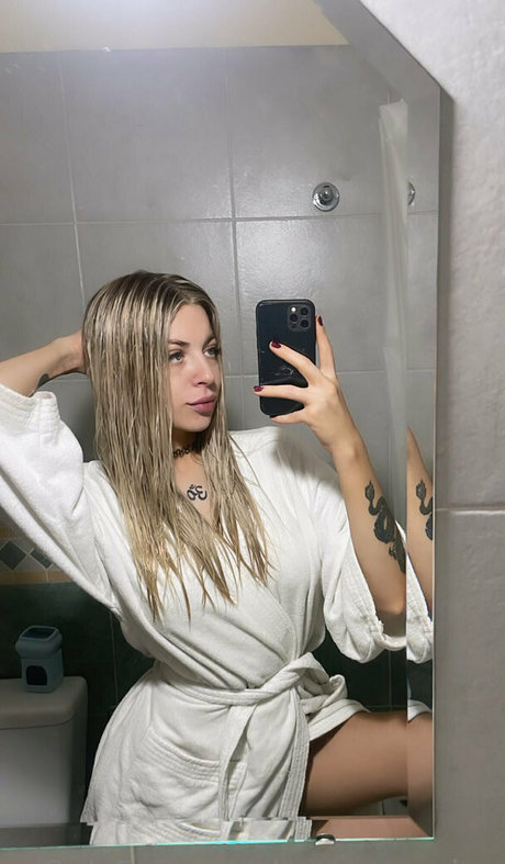 emmagarciaa onlyfans leak nudes