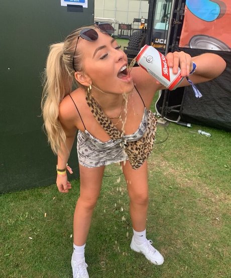 Sian Owen only fans pictures