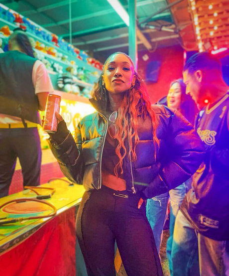 Candice Patton onlyfans pics