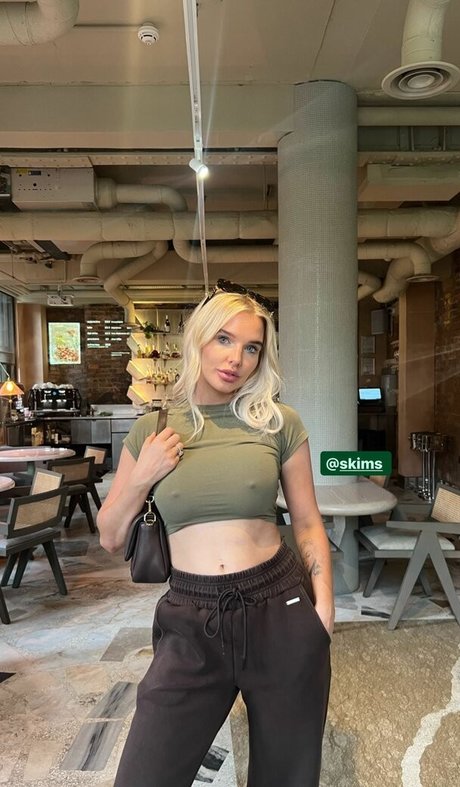 asian public onlyfans top self-portrait