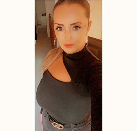 Melanie M onlyfans leaked dirtyship