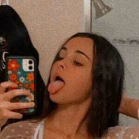 Grace Coffey naked only fans