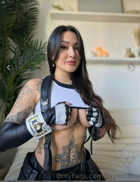 Taylor Roze onlyfans model images