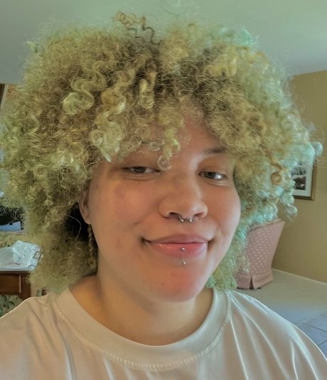 Bluemoss xx only fans leaks