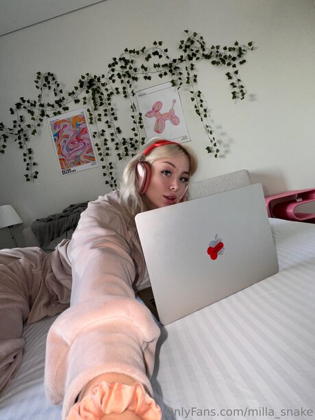 french amateur onlyfans free nude scan